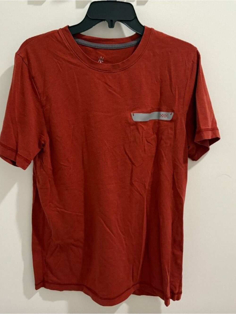 Rhone Men's Medium Short Sleeve Shirt Red